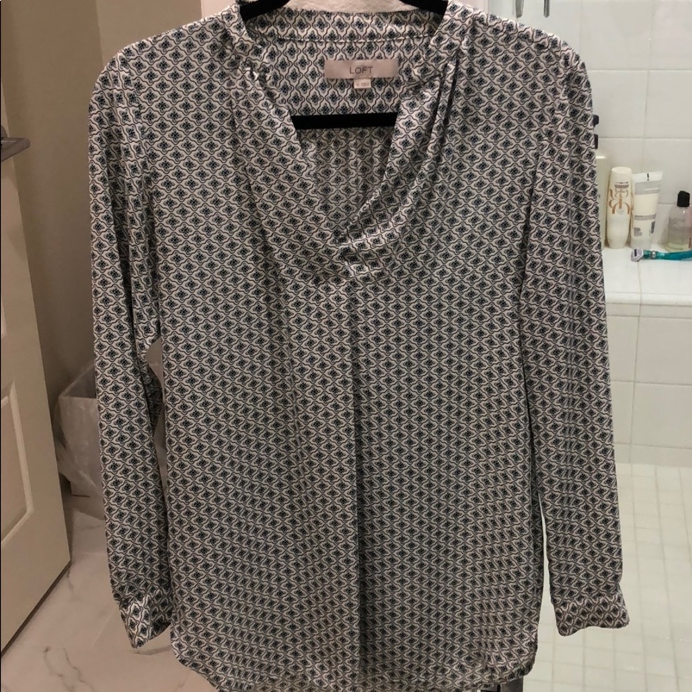Ann Taylor Loft long sleeve blouse